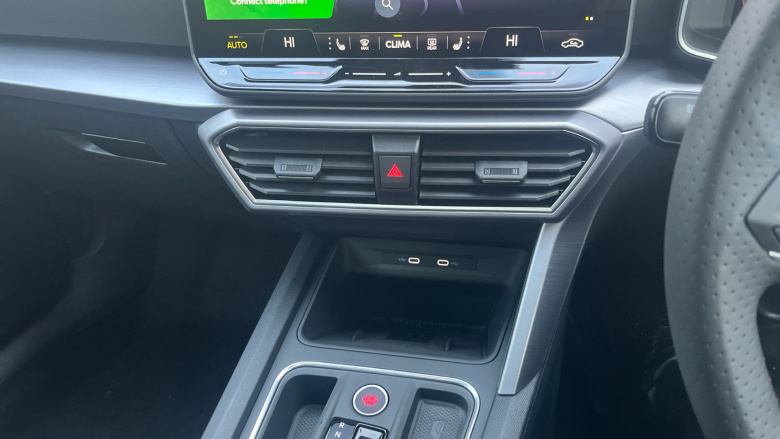 SEAT Leon 1.5 TSI 150 FR Black Edition 5dr [DAP] Petrol Hatchback